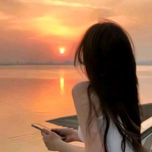 美女照片侧脸好看头像_美女照片背影侧面唯美