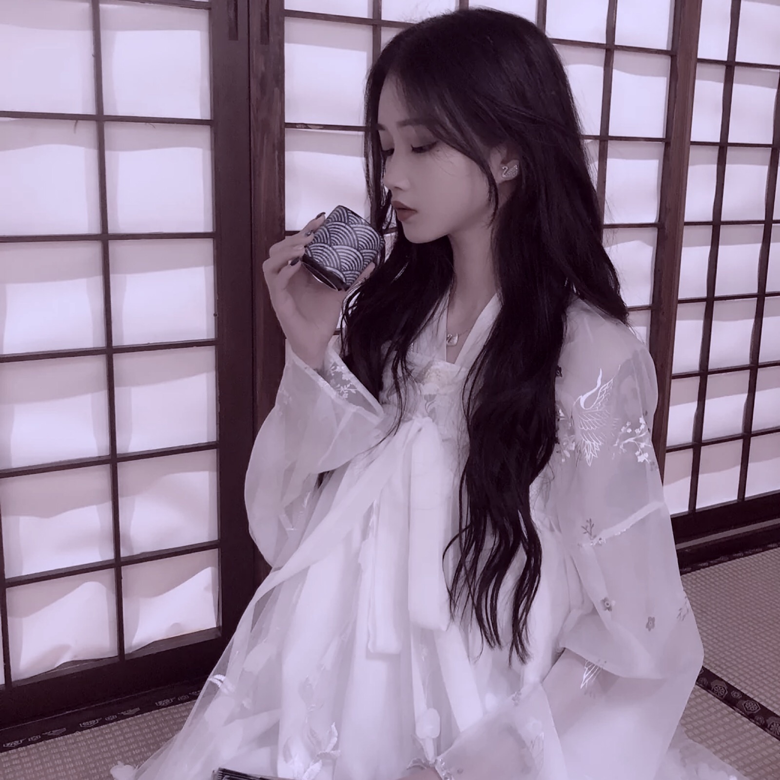 美女壁纸_美女头像真人可爱
