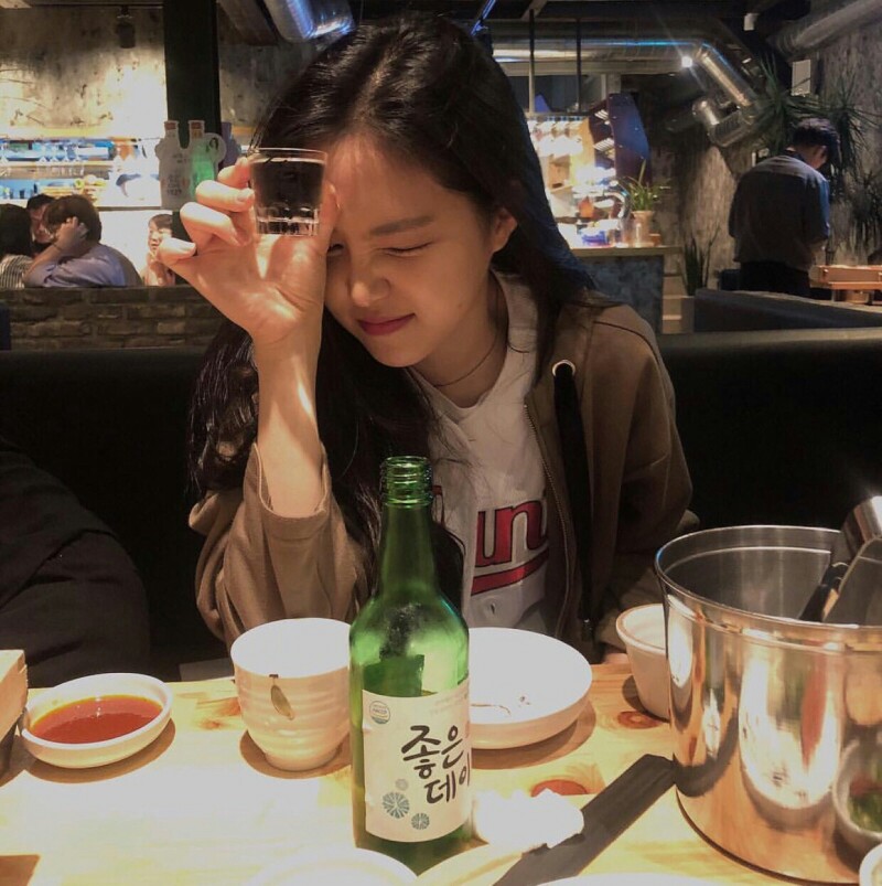 美女图片微信头像_美女头像真人头像可爱