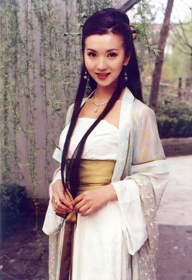 美女高雅造型_美女照片