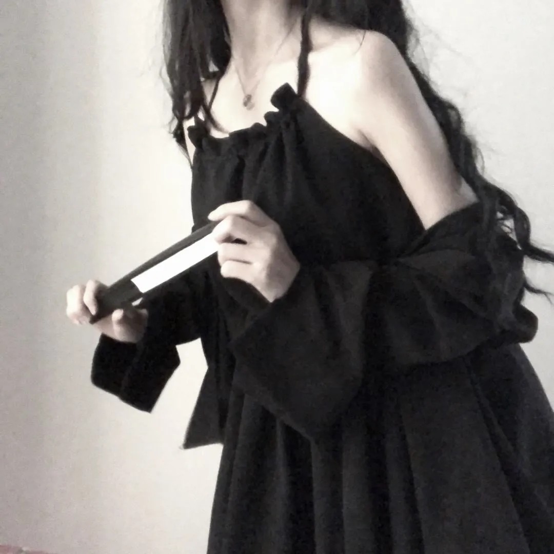 美女头像真人版_美女头像真人头像高冷