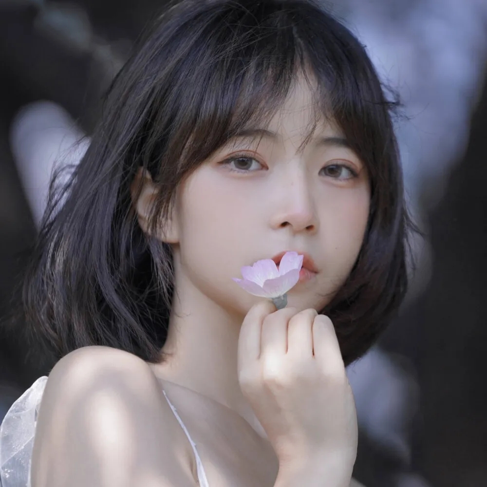 美女照片_美女照片背影侧面唯美