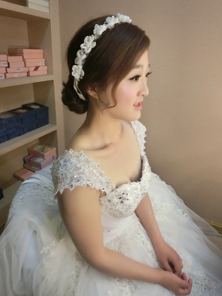 美女高雅造型_美女壁纸动漫