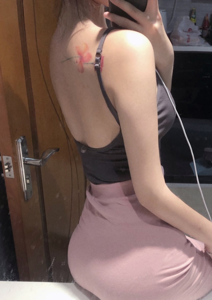 美女头像甜美背影_美女头像
