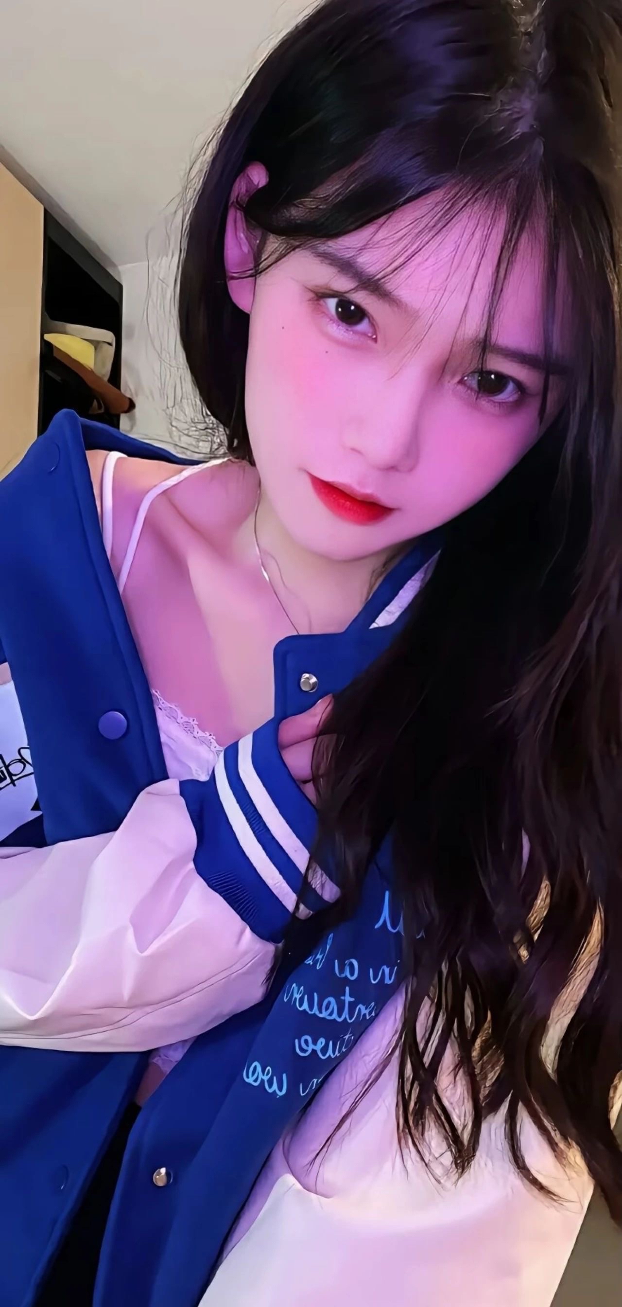 美女头像照片_美女壁纸手机壁纸图片身材养眼