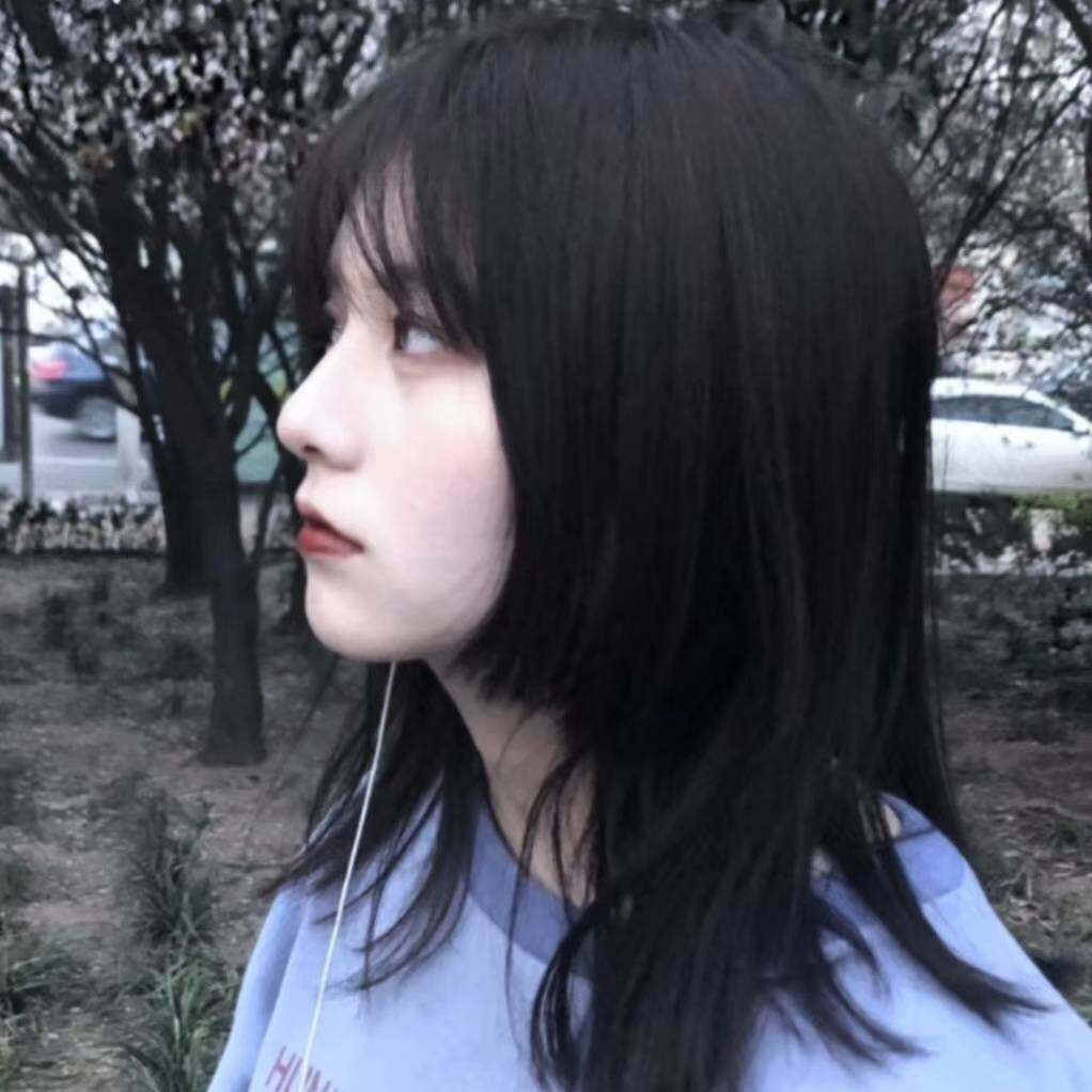 美女头像真人_美女照片背影侧面