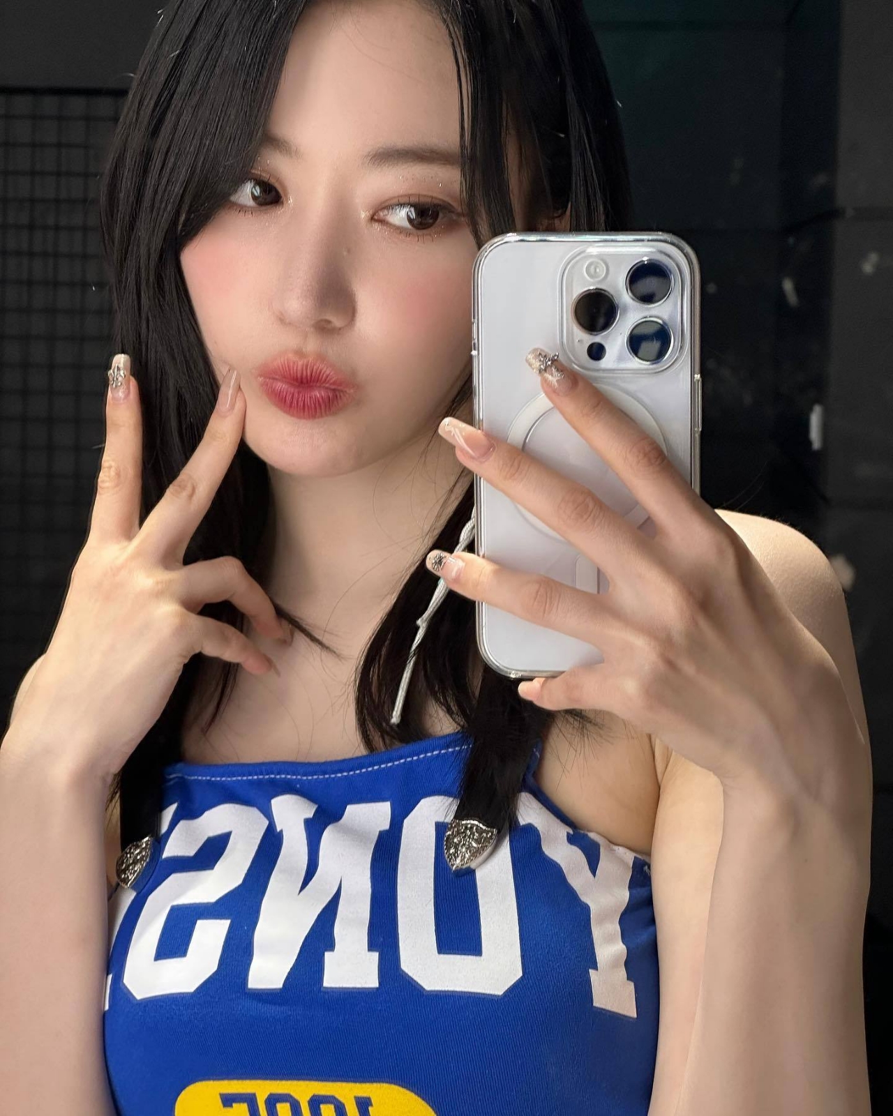 美女壁纸全屏_美女头像