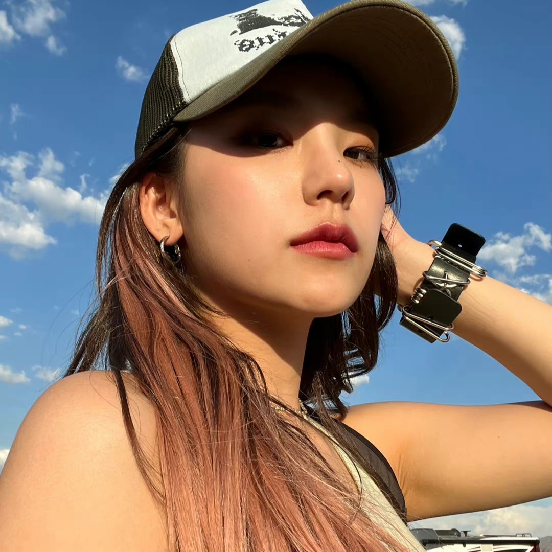 美女头像真人_美女壁纸