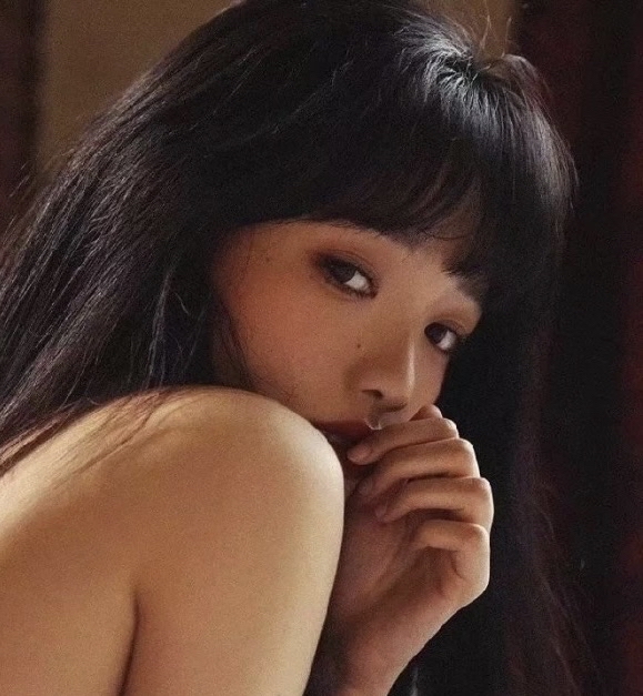 美女壁纸手机壁纸_美女图片微信头像真人