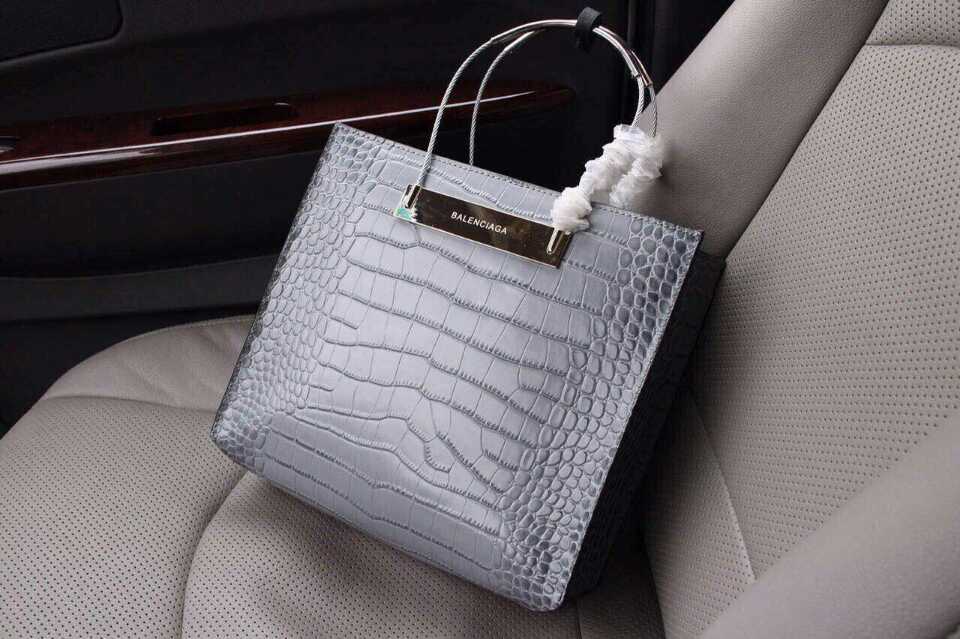 美女照片背影侧面_美女照片
