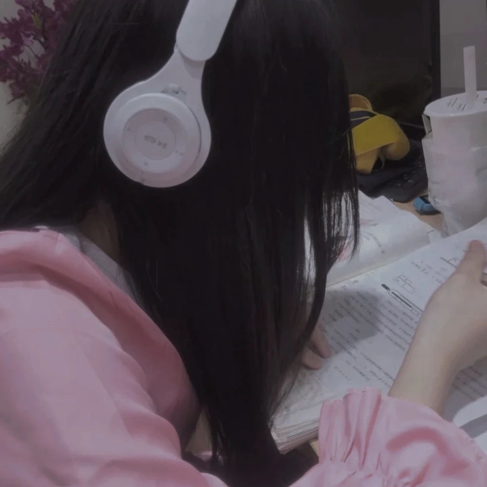 美女图片微信头像侧面_美女图片微信头像真人背影