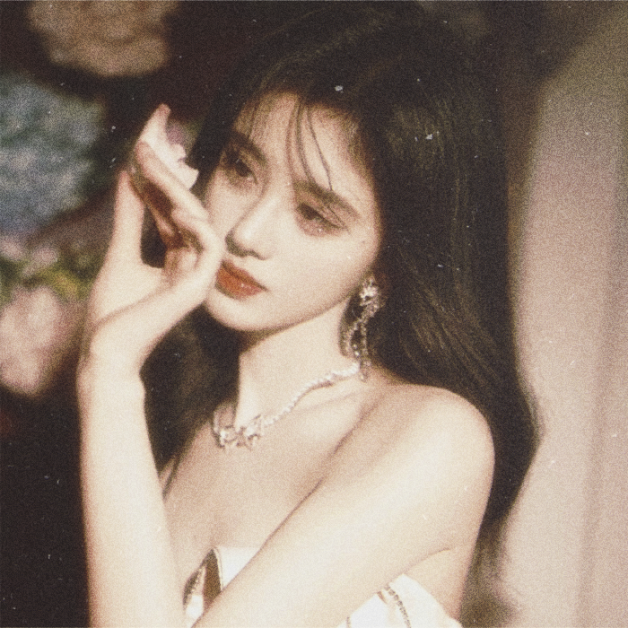 美女壁纸手机壁纸_美女照片游泳写真素材