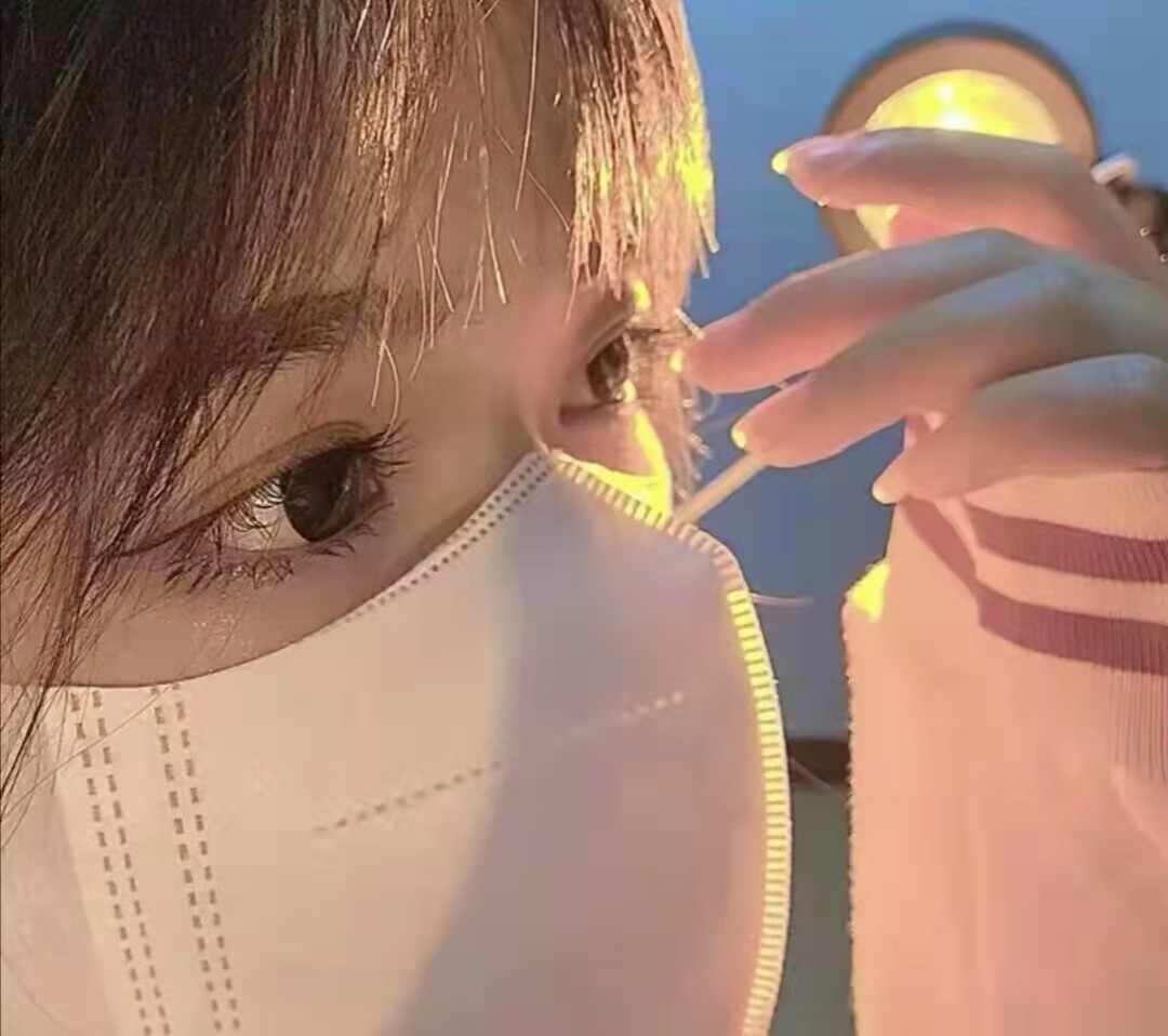 美女高雅造型_美女头像真人背影