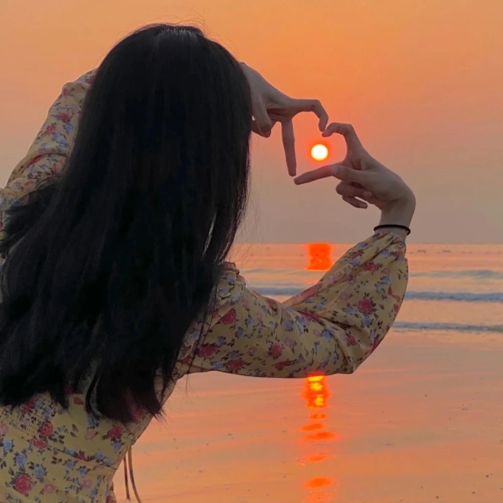 美女图片微信头像侧脸_美女图片微信头像高清头像