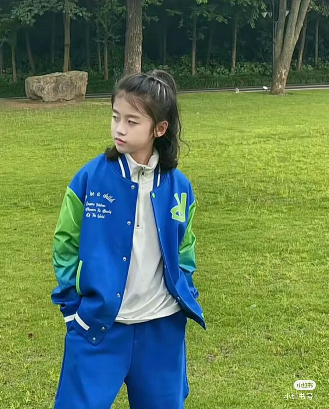 美女壁纸图片2025最新款_美女头像真人