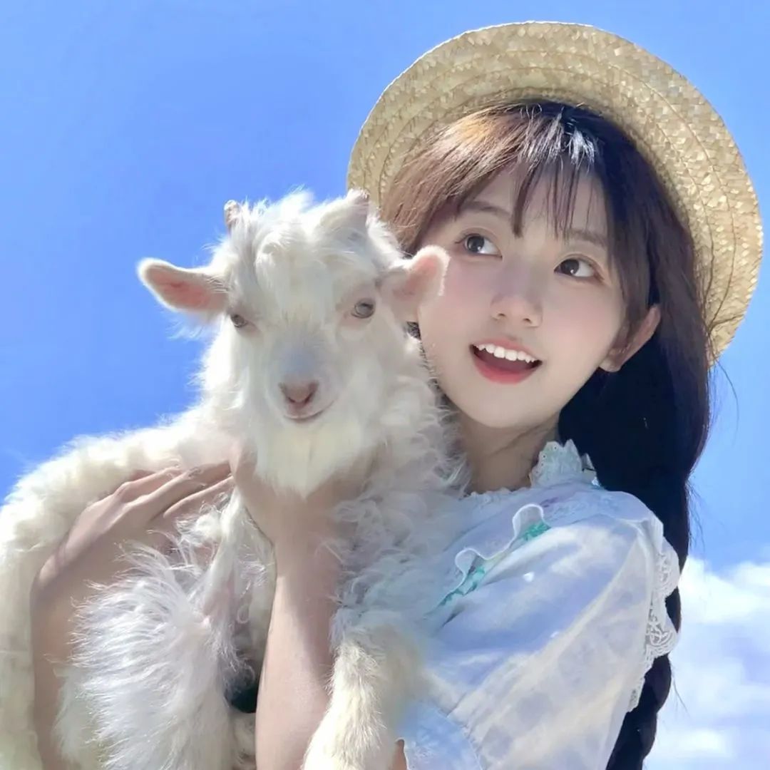 欧美自由感小众头像女风小红书_美女自拍