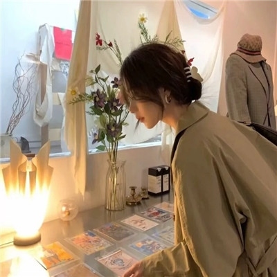 美女照片大全壁纸高清_美女头像清新自然