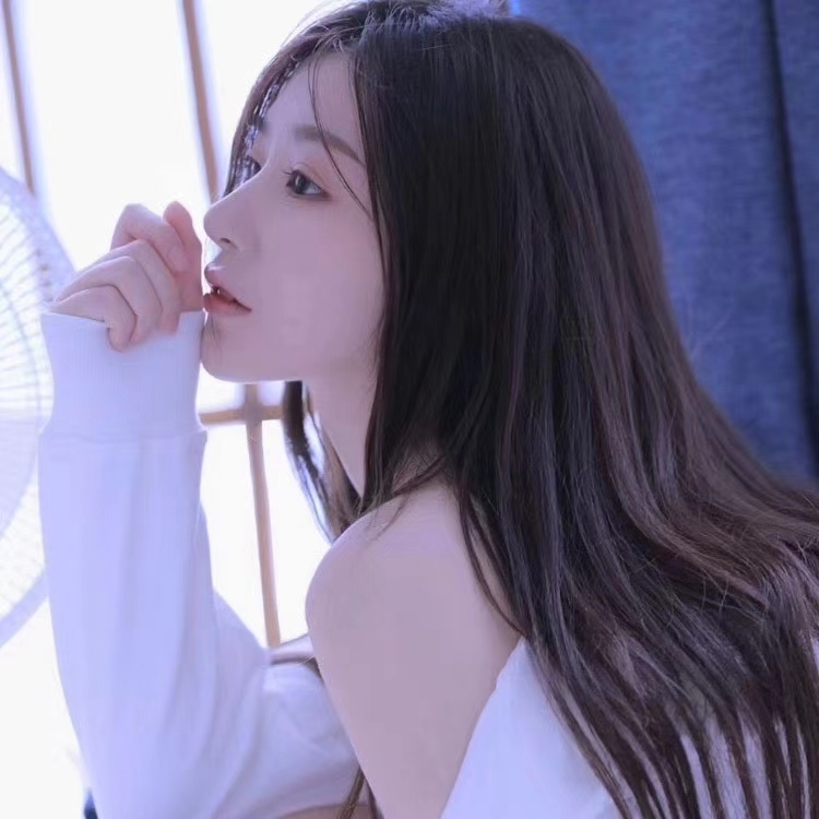 美女头像图片真人_美女时尚街拍