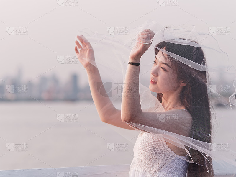 乐发iii购彩大厅美女高雅造型