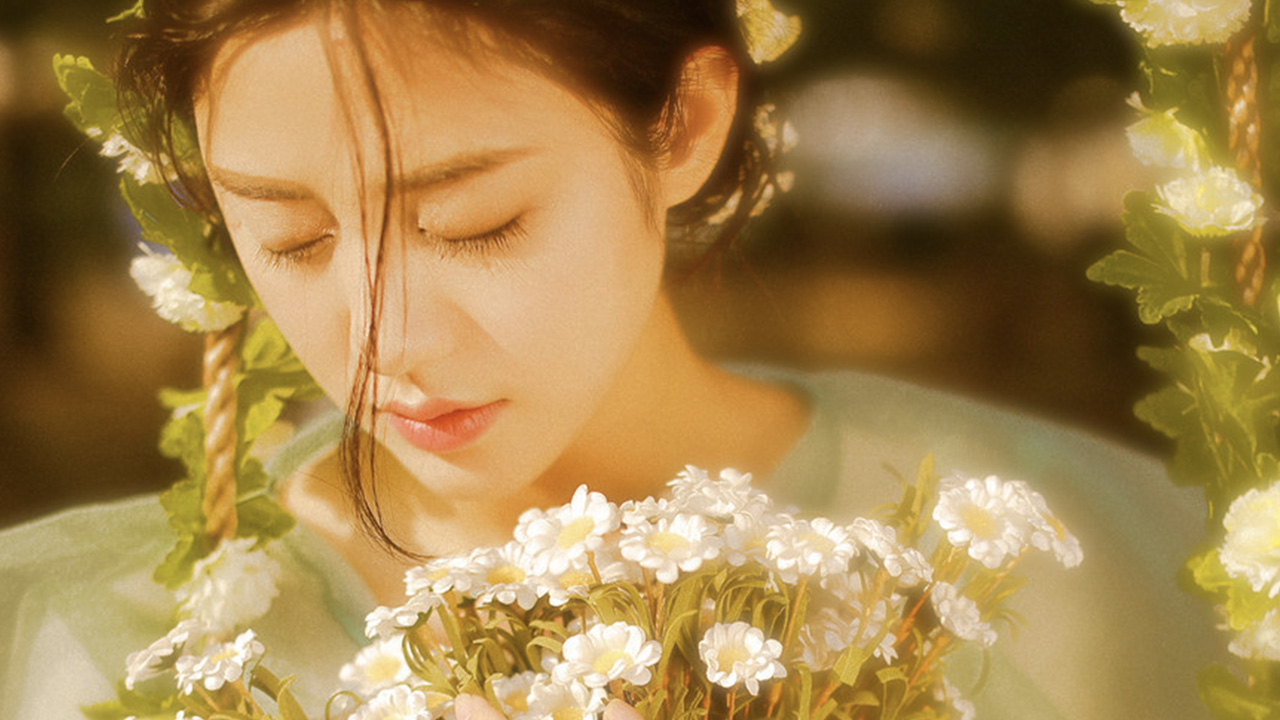 全面屏手机美女壁纸_美女照片.可爱霸气
