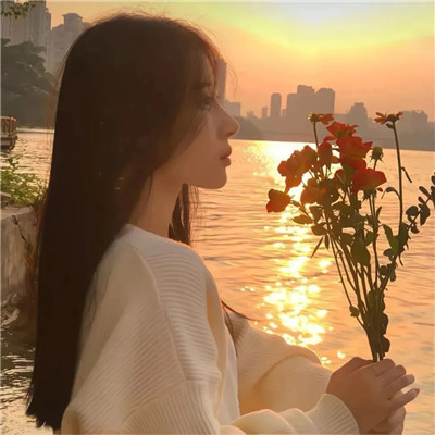 女生背影_美女自拍