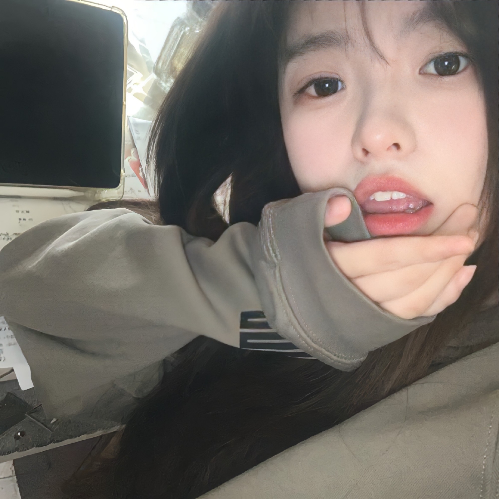 美女头像真人版好看_美女头像真人