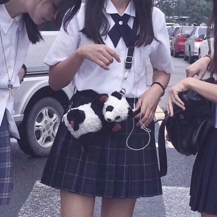 欧美金妇欧美乱妇xxxx美女头像真人很吸引人