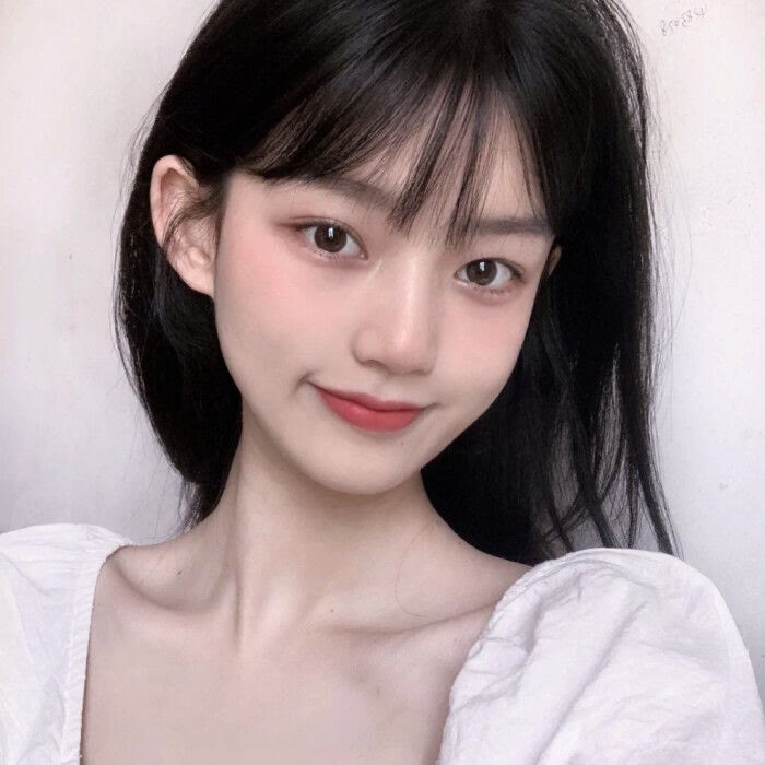 美发女生发型人像_美女头像真实