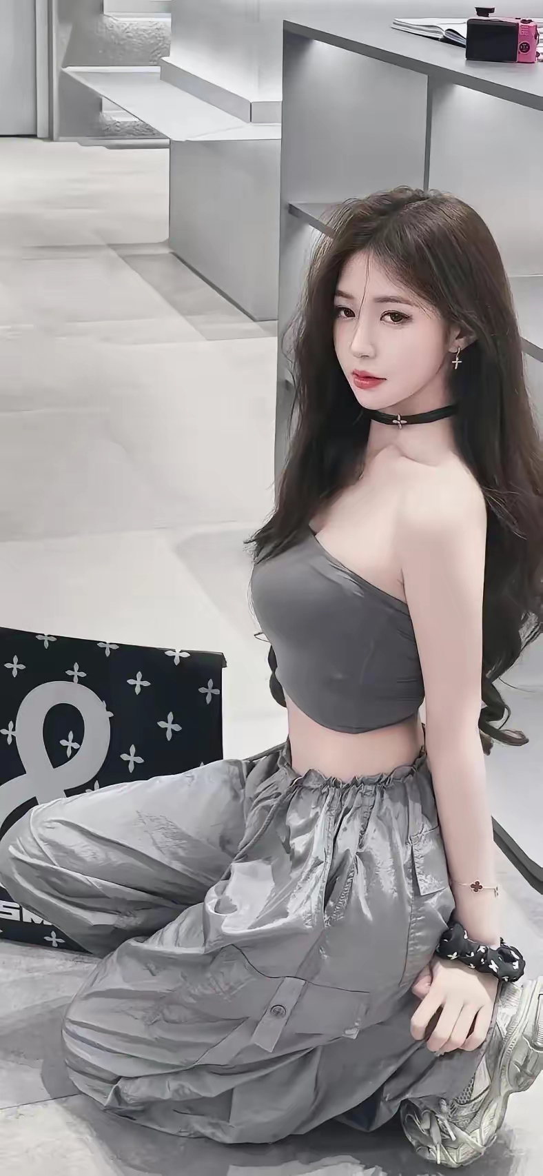 河间圣手美女头像真人头像高冷