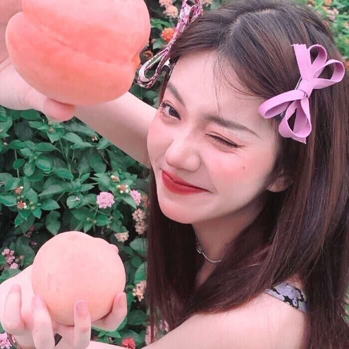 美女照片侧脸好看头像_美女头像真实