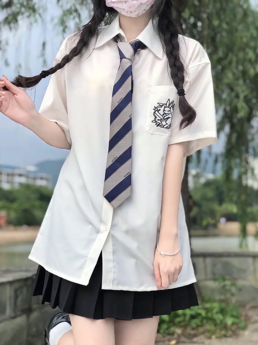美女照片手机挡脸头像_美女照片侧脸好看头像