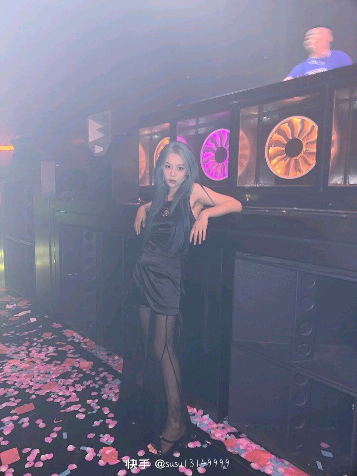 美女头像真人很吸引人_美女照片