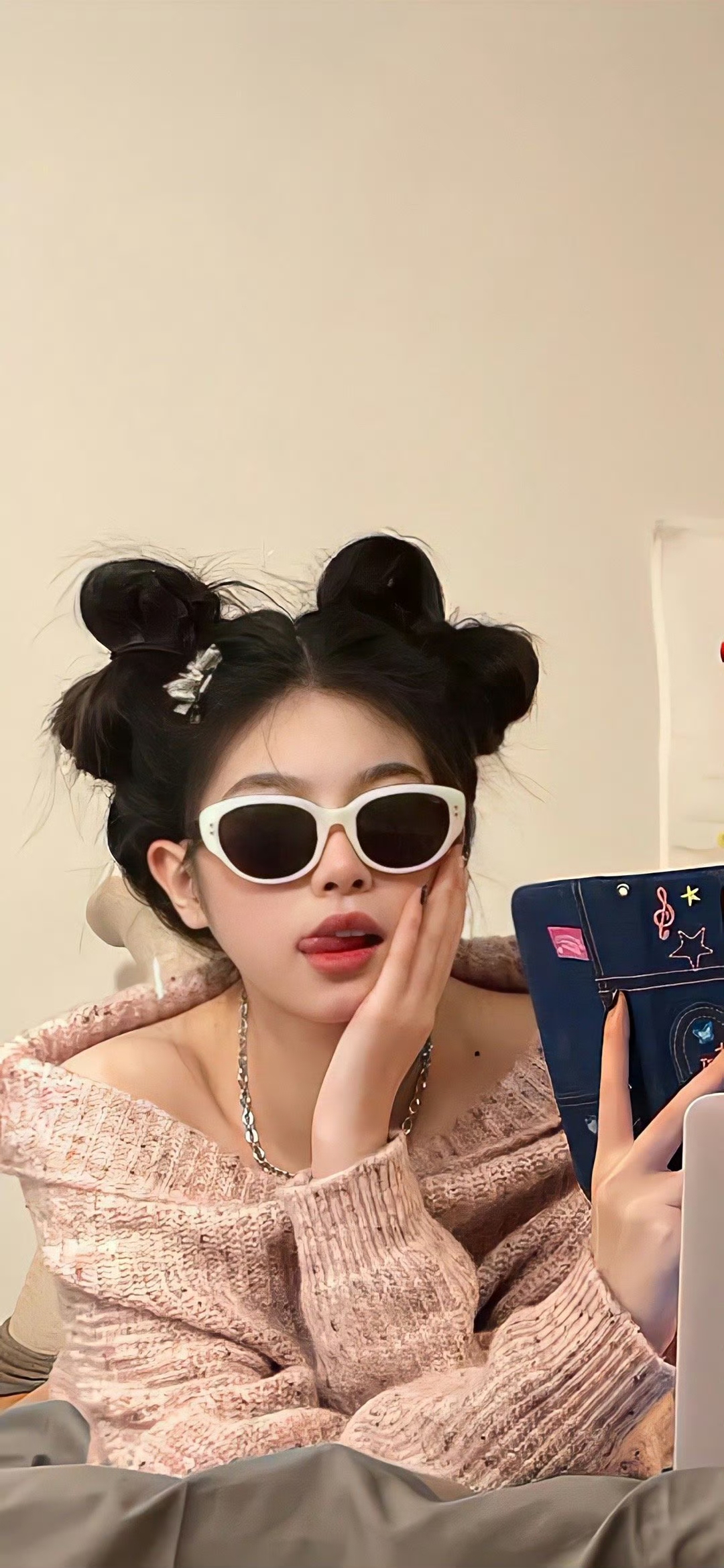 美女壁纸4k高清清纯_美女壁纸女