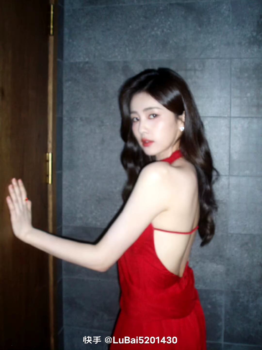 美女壁纸桌面2k_美女壁纸电脑桌面氛围感