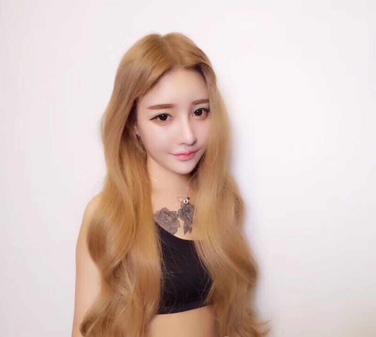 美女图片微信头像背影_美女照片性格