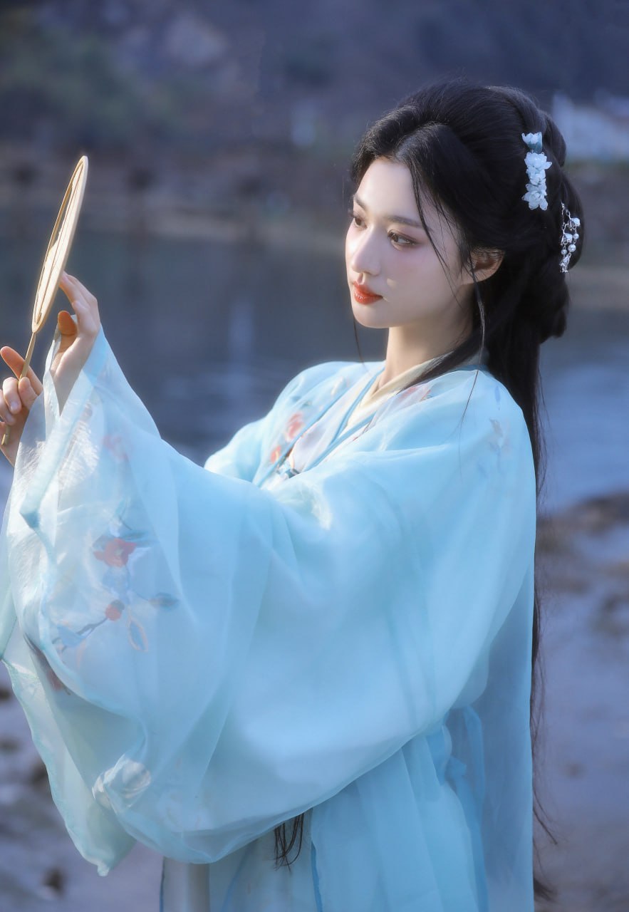 美女照片游泳中国_美女照片