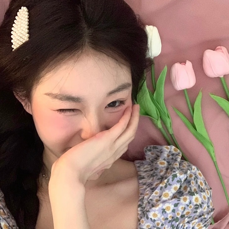 美女壁纸图片2025最新款_美女壁纸风景