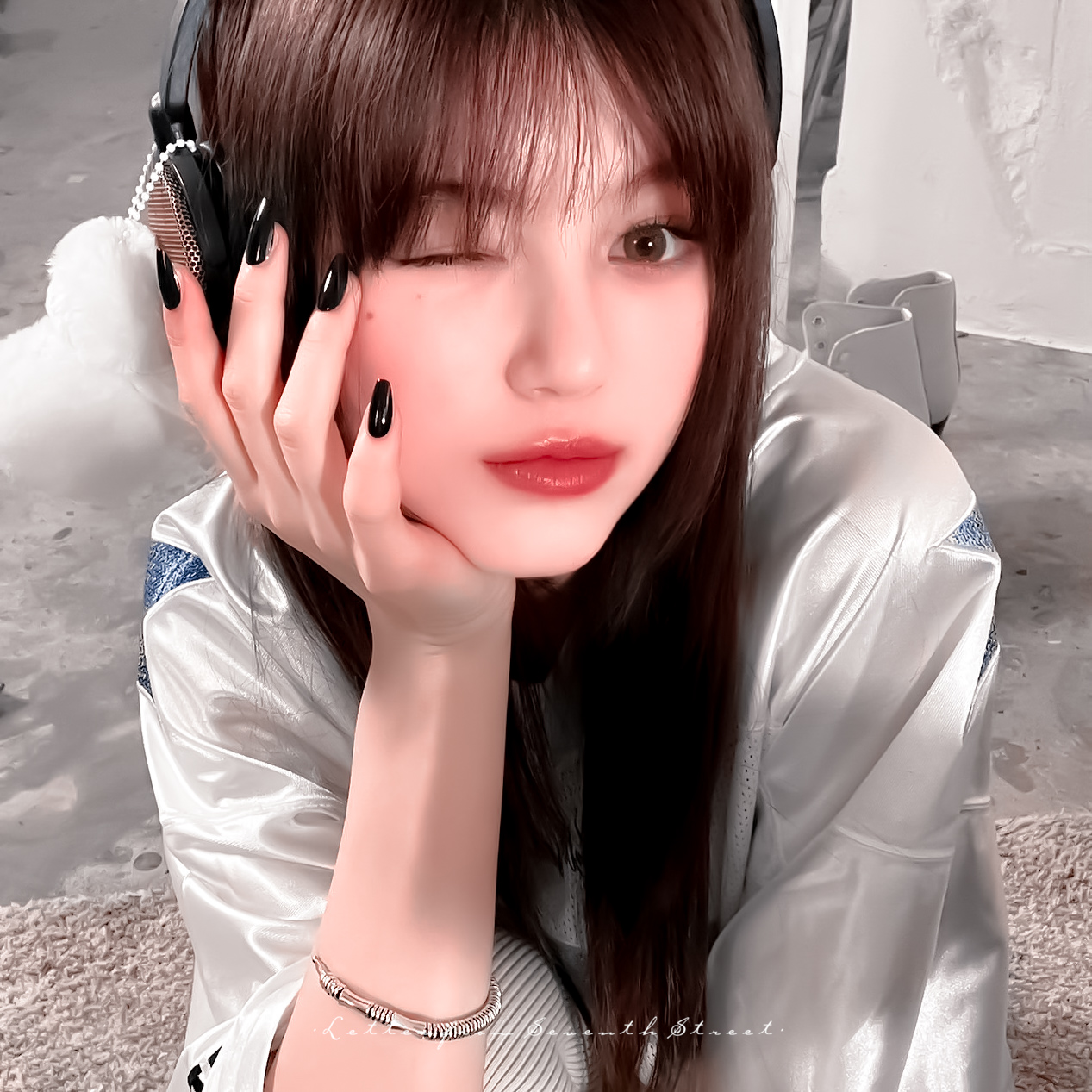 美女头像一个人_美女壁纸手机壁纸