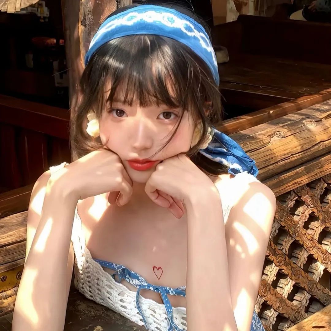 美女壁纸动漫_美女头像真人