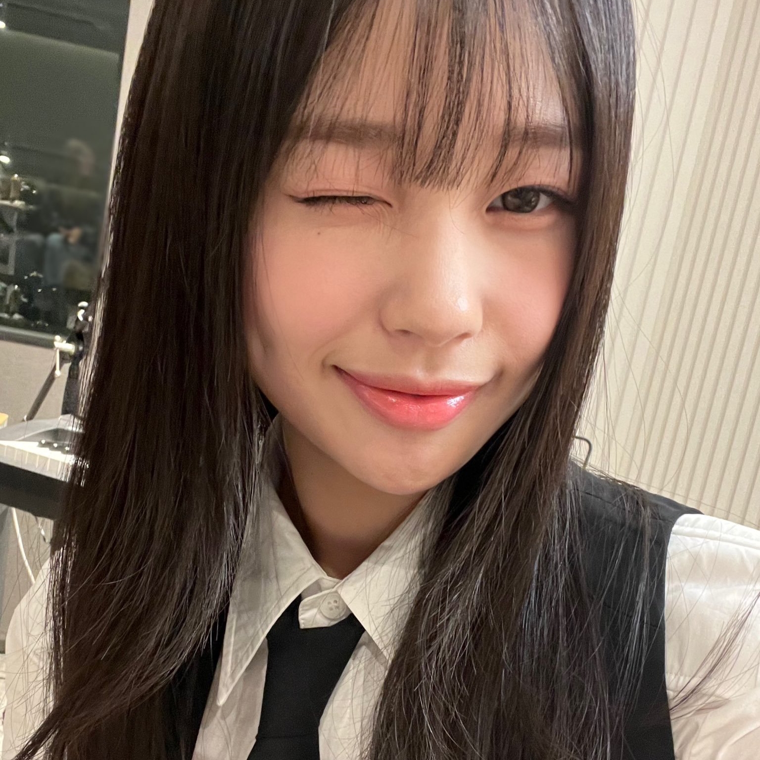 美女图片微信头像背影酷霸气_美女图片微信头像背影