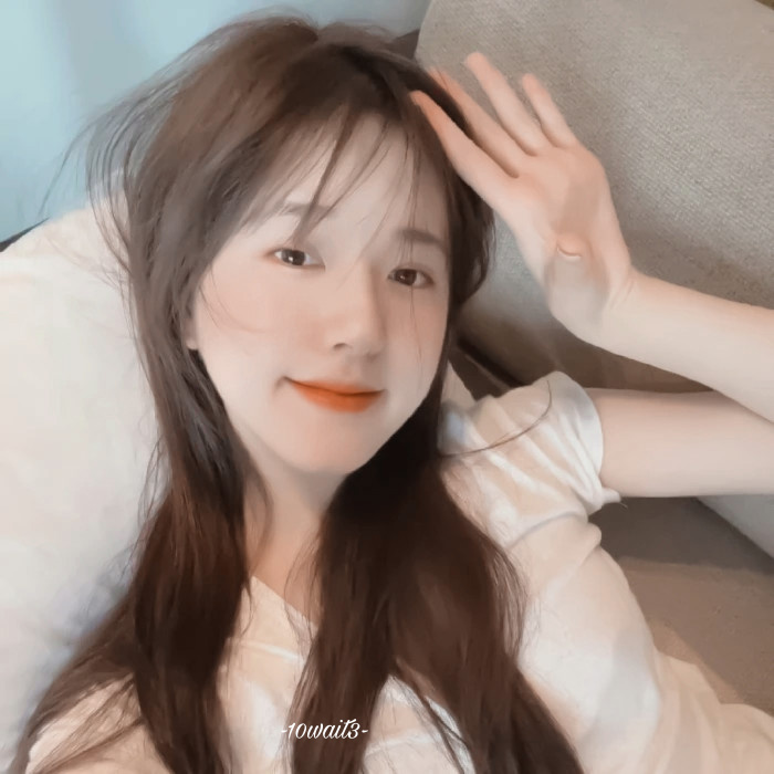 美女照片游泳中国_美女自拍
