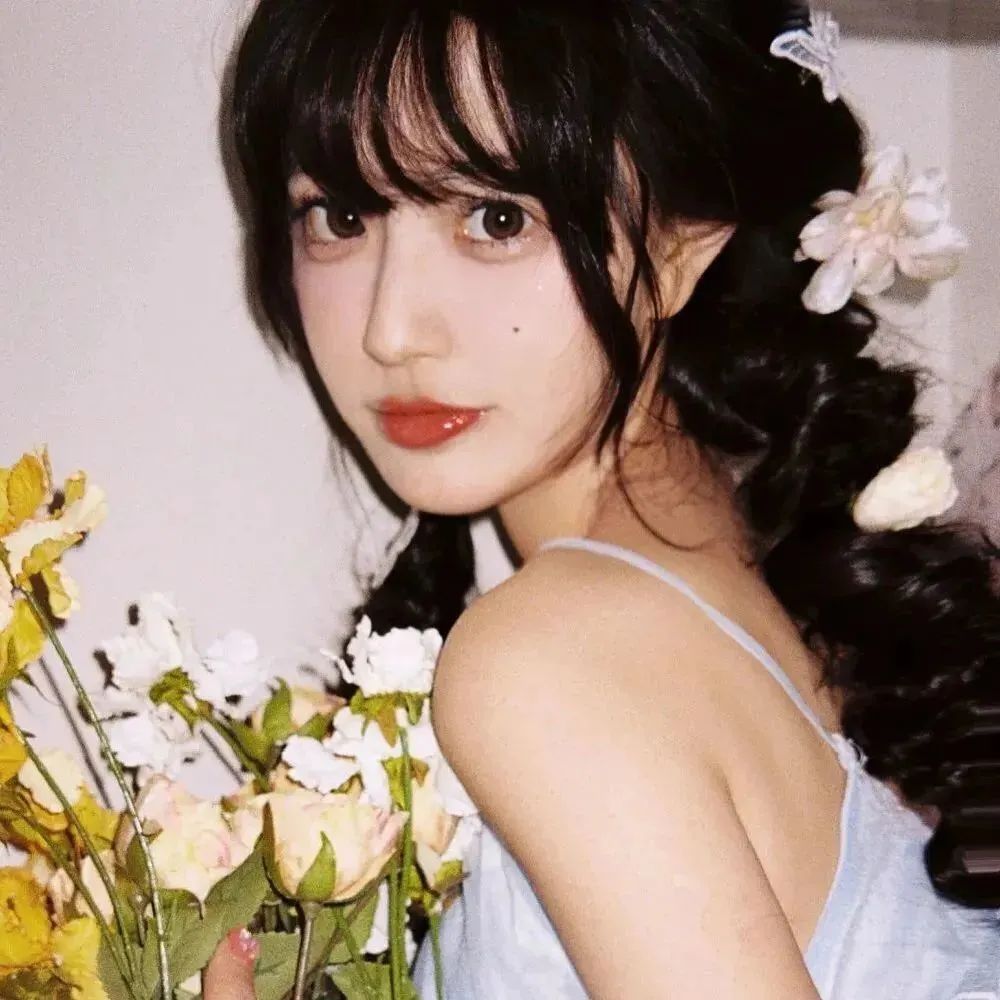 美女照片侧脸好看头像_美女壁纸手机壁纸
