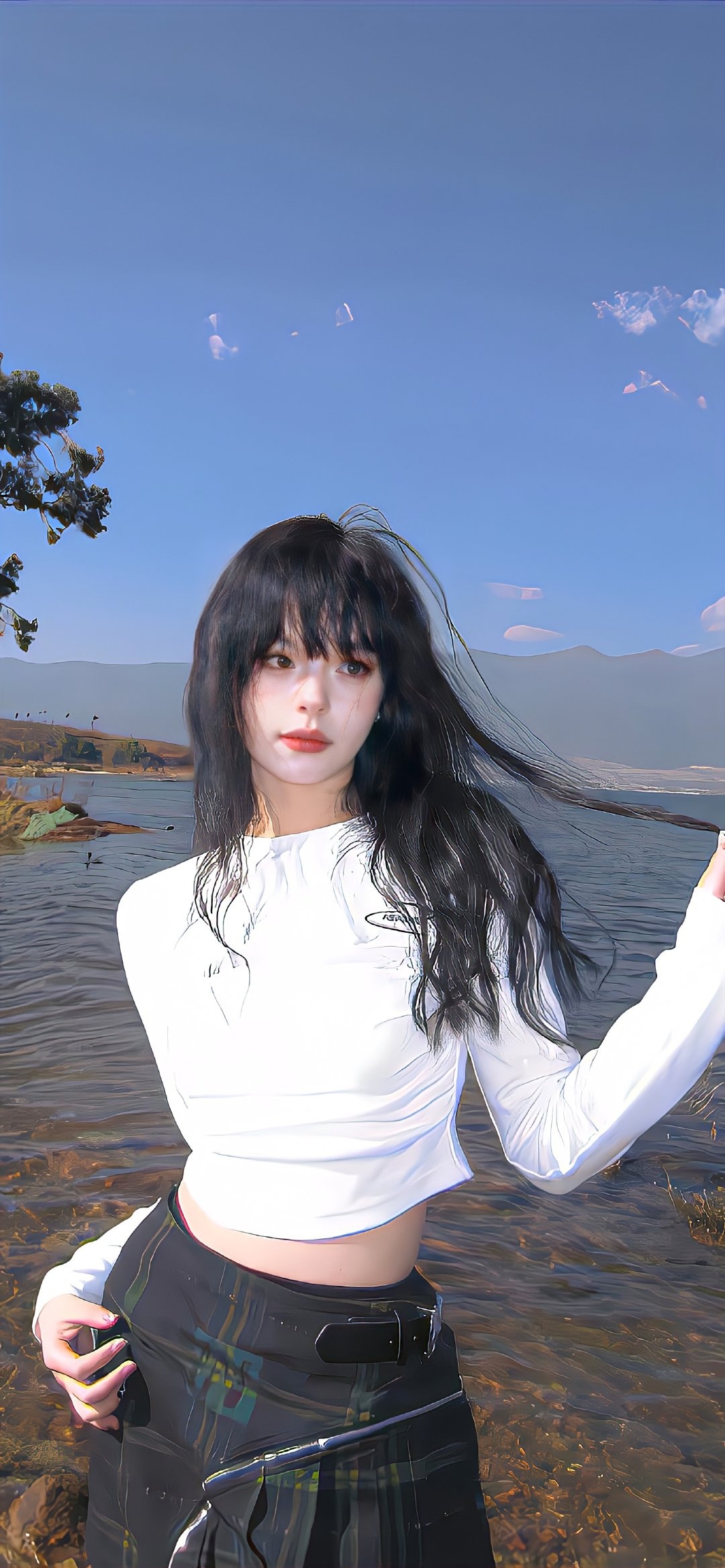 美女照片手机挡脸头像_美女图片微信头像