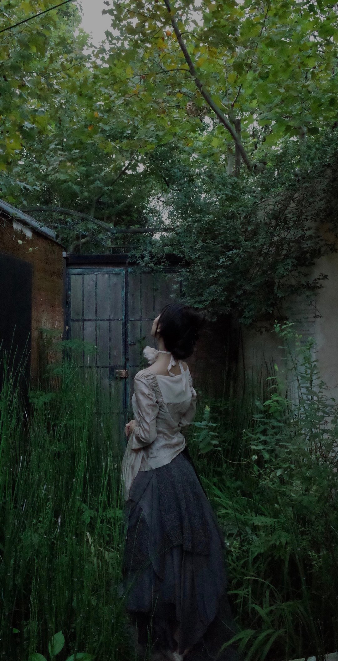 美女头像真人侧脸_美女照片相册制作