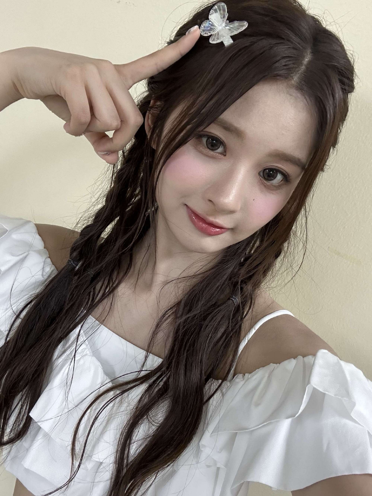 美女壁纸手机壁纸图片身材养眼_美女照片