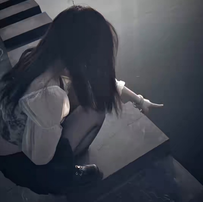 美女壁纸风景_美女头像真人头像高冷