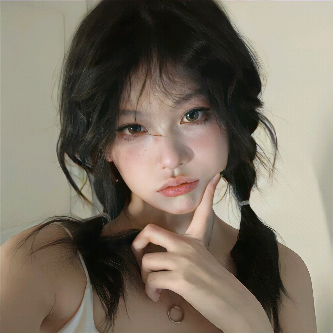 美女壁纸图片2025最新款_美女壁纸动漫