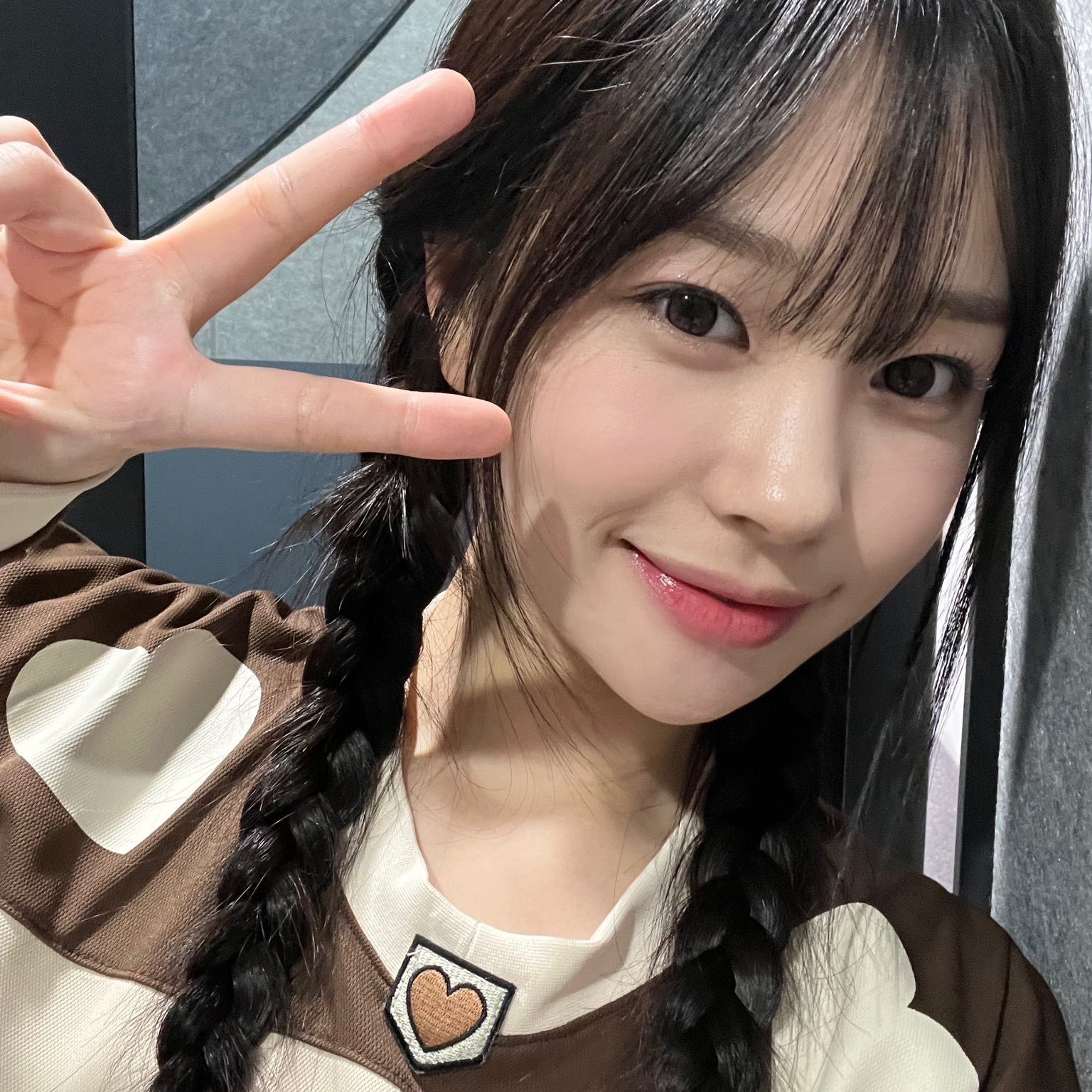美女壁纸手机壁纸_美女自拍