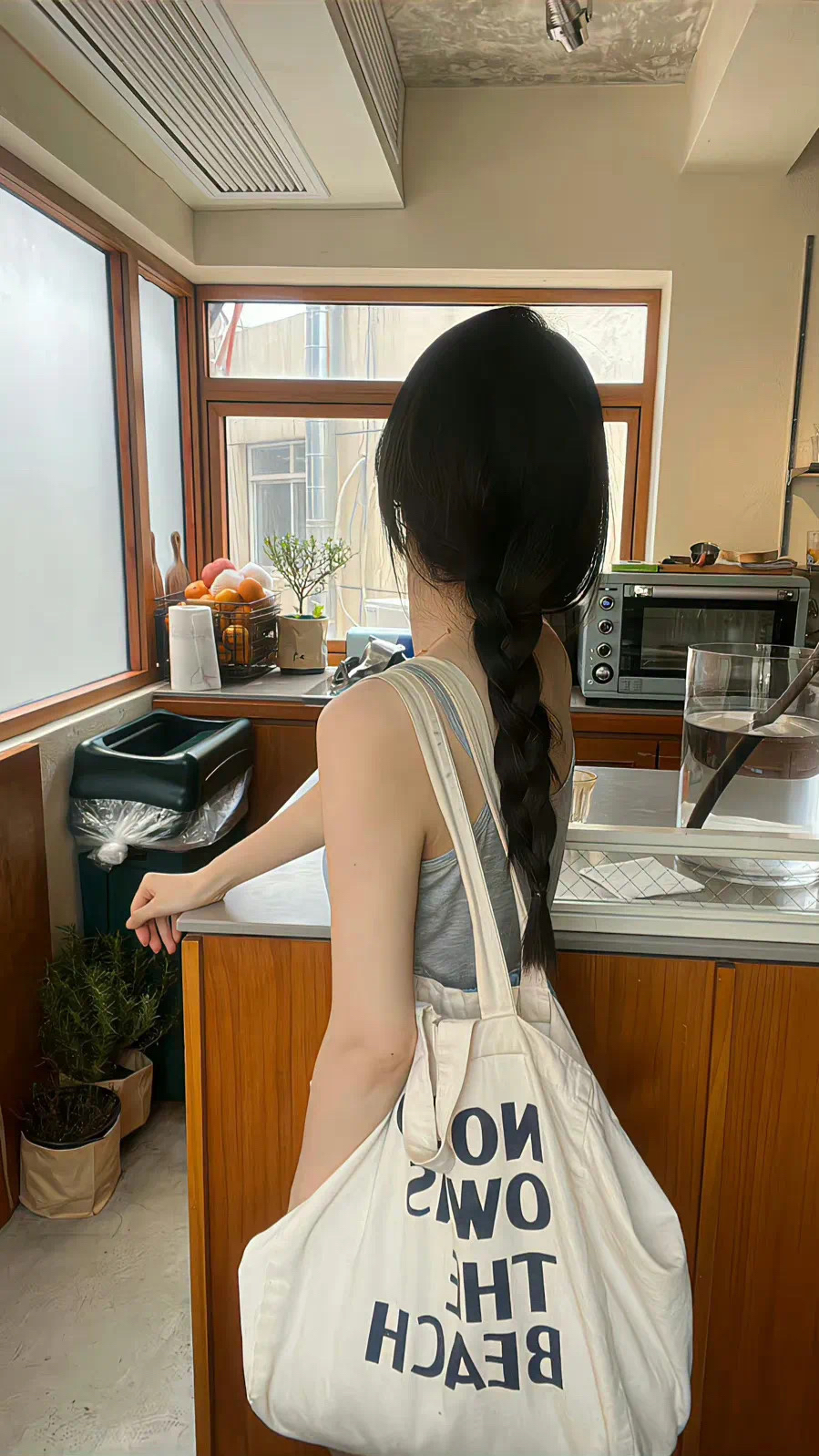 美女图片微信头像背影高清_美女图片微信头像高清头像