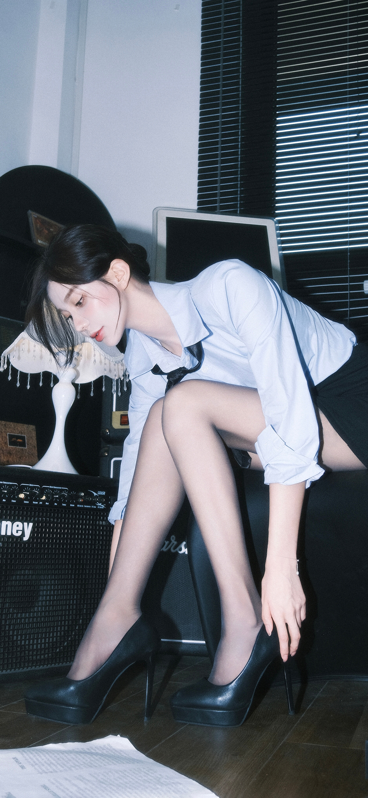 美女壁纸手机壁纸_美女头像真人甜美